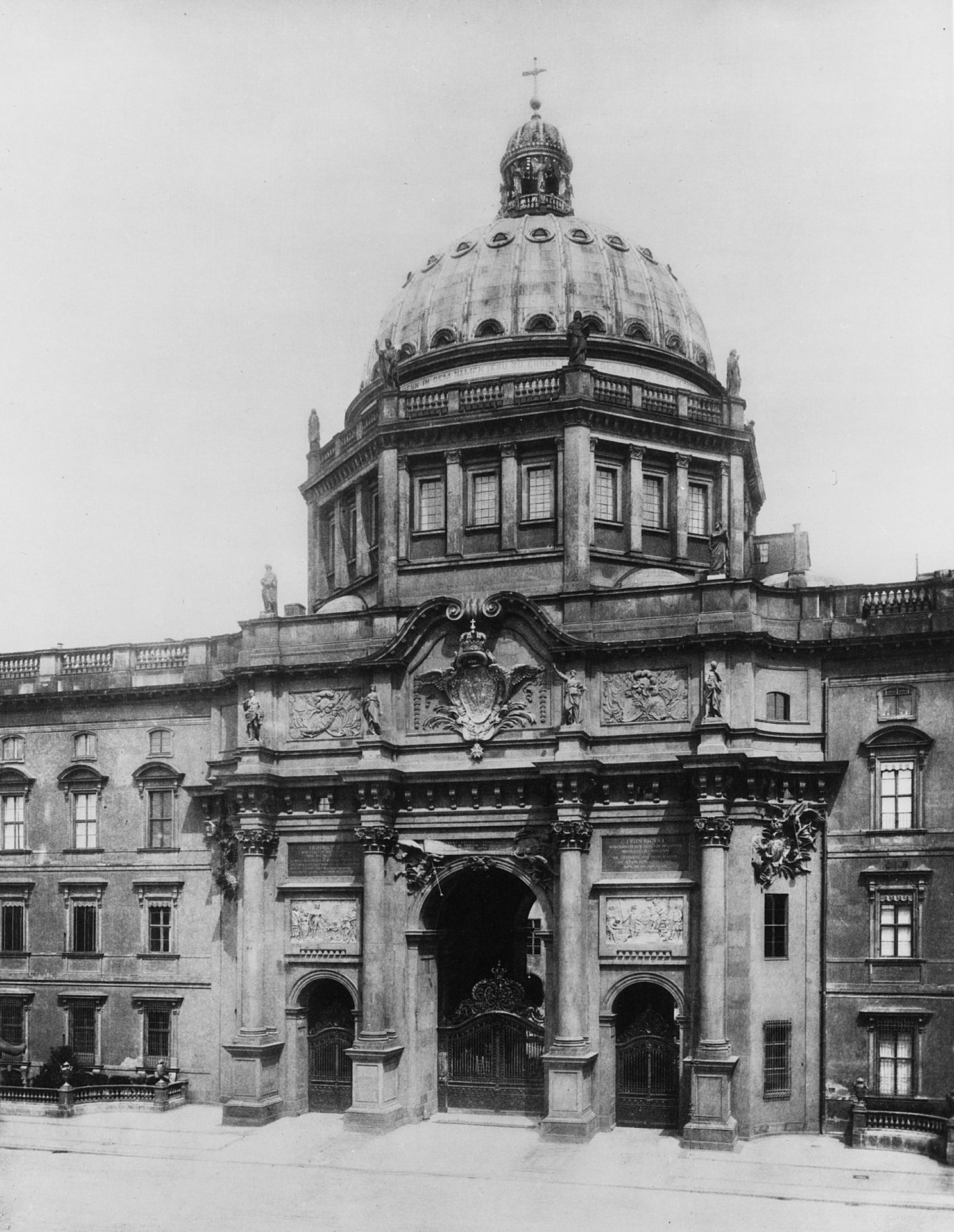 Symbolpolitik. Die Kuppel Friedrich Wilhelms IV. für das Berliner